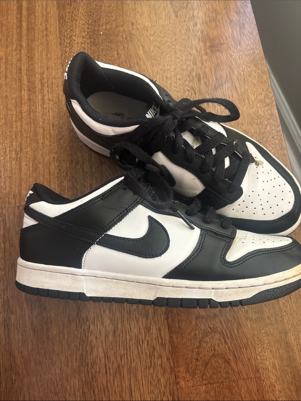 🐼 Nike Dunk Low “Panda”